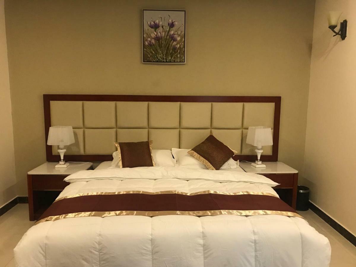 Ashbilia Suites Khobar Buitenkant foto